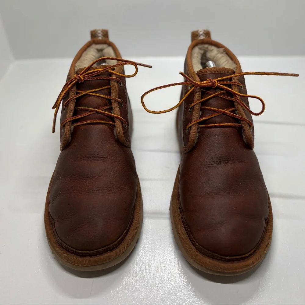 UGG Neumel Men’s 9 Brown Leather Wool Lined Chukka Boots - Picture 4 of 12